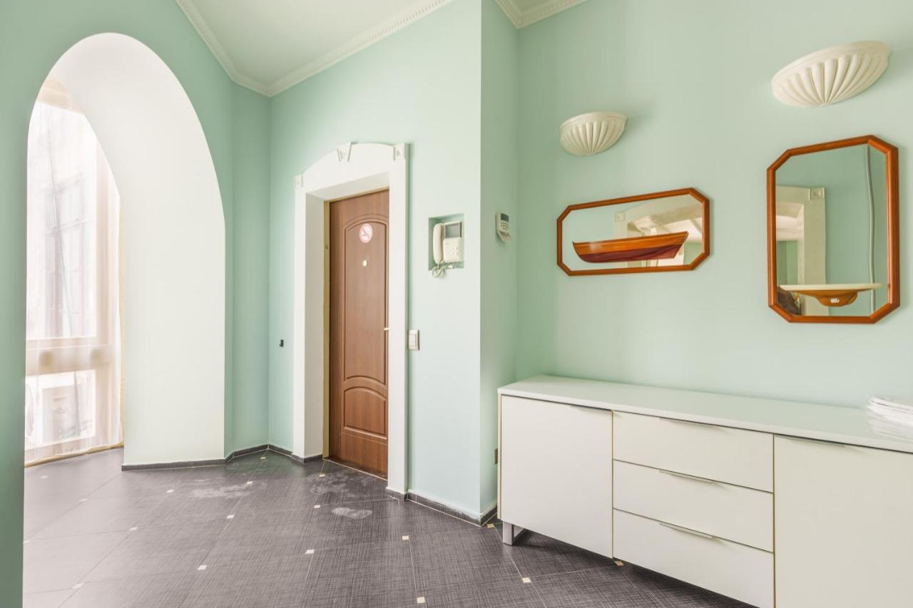 Deribasivska Cozy 4-Room Apartment Одесса Экстерьер фото