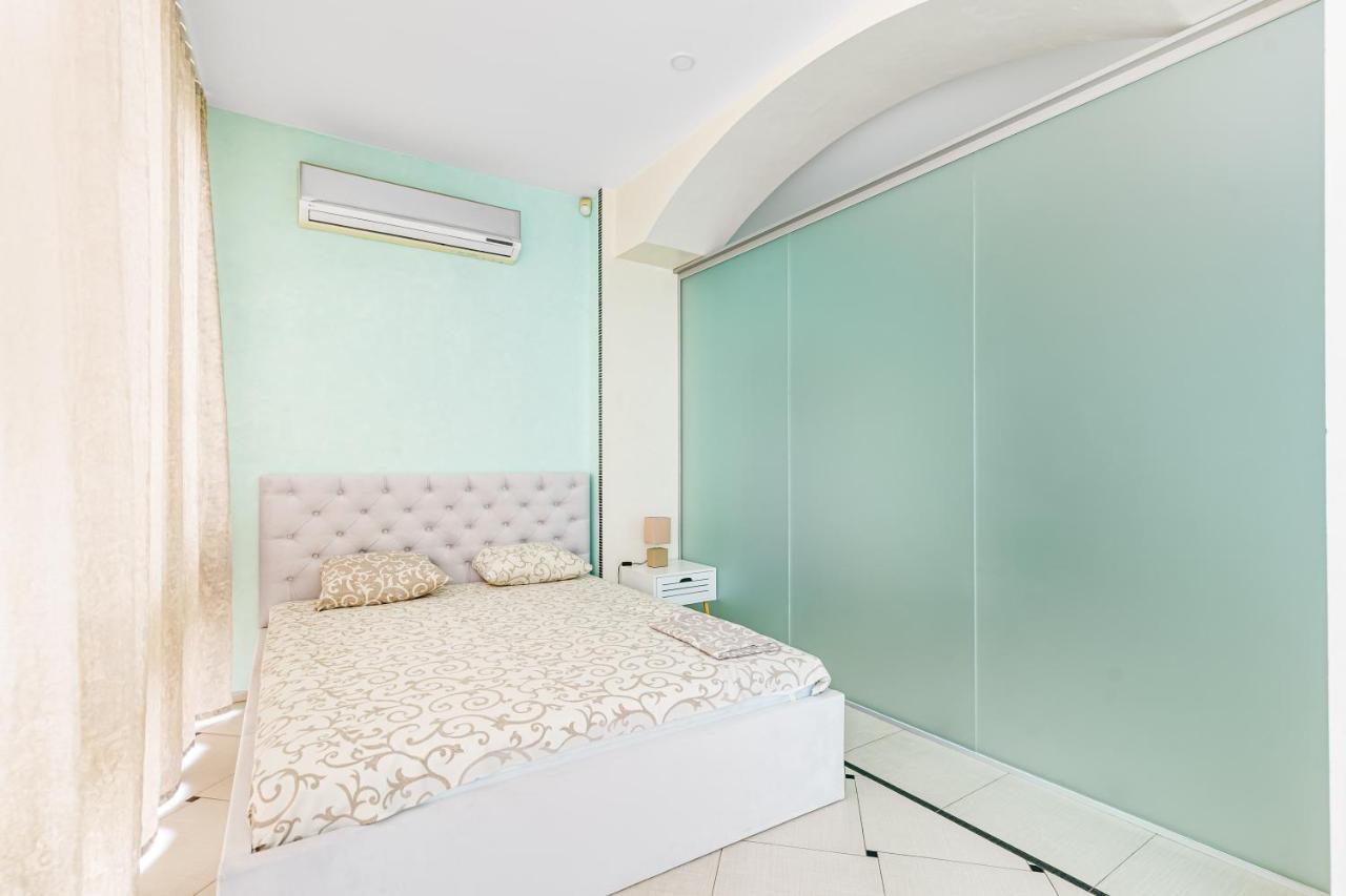 Deribasivska Cozy 4-Room Apartment Одесса Экстерьер фото